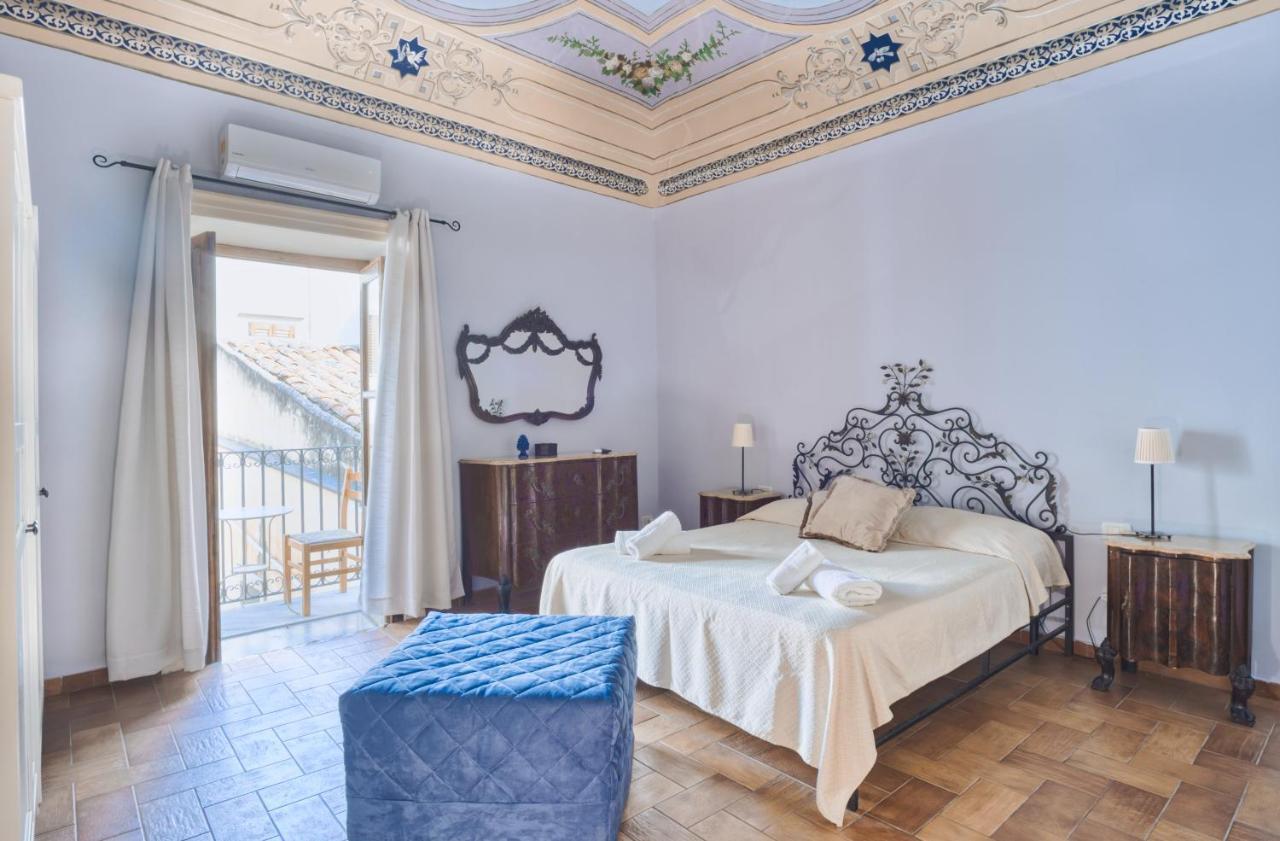 Porto Salvo Apartments - By Vacation Service Cefalù Eksteriør bilde